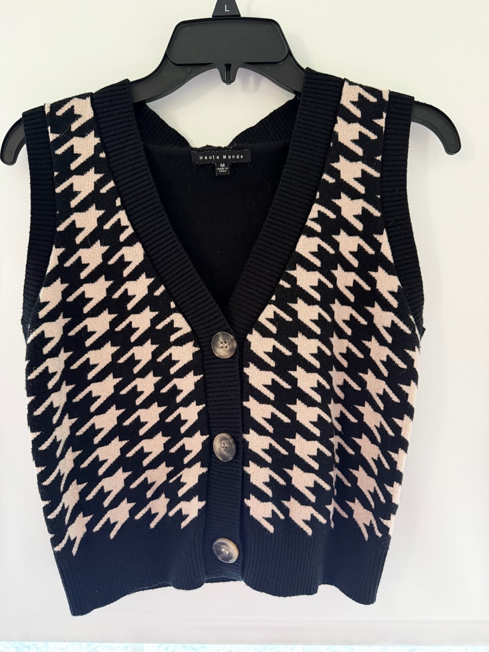 Haute Monde Black & Cream Houndstooth V-Neck Knit Vest
